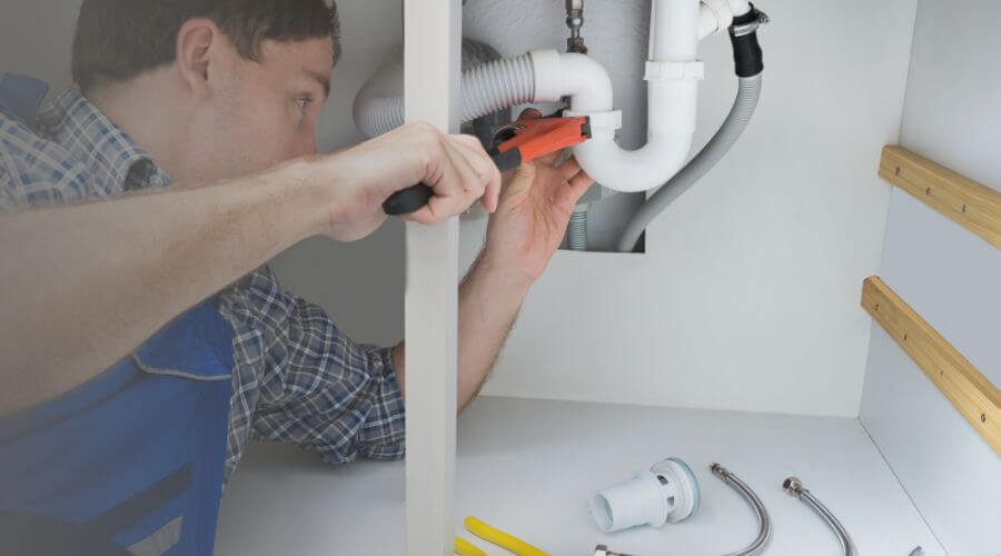 Professional bathroom faucet installation in Riverside, MO